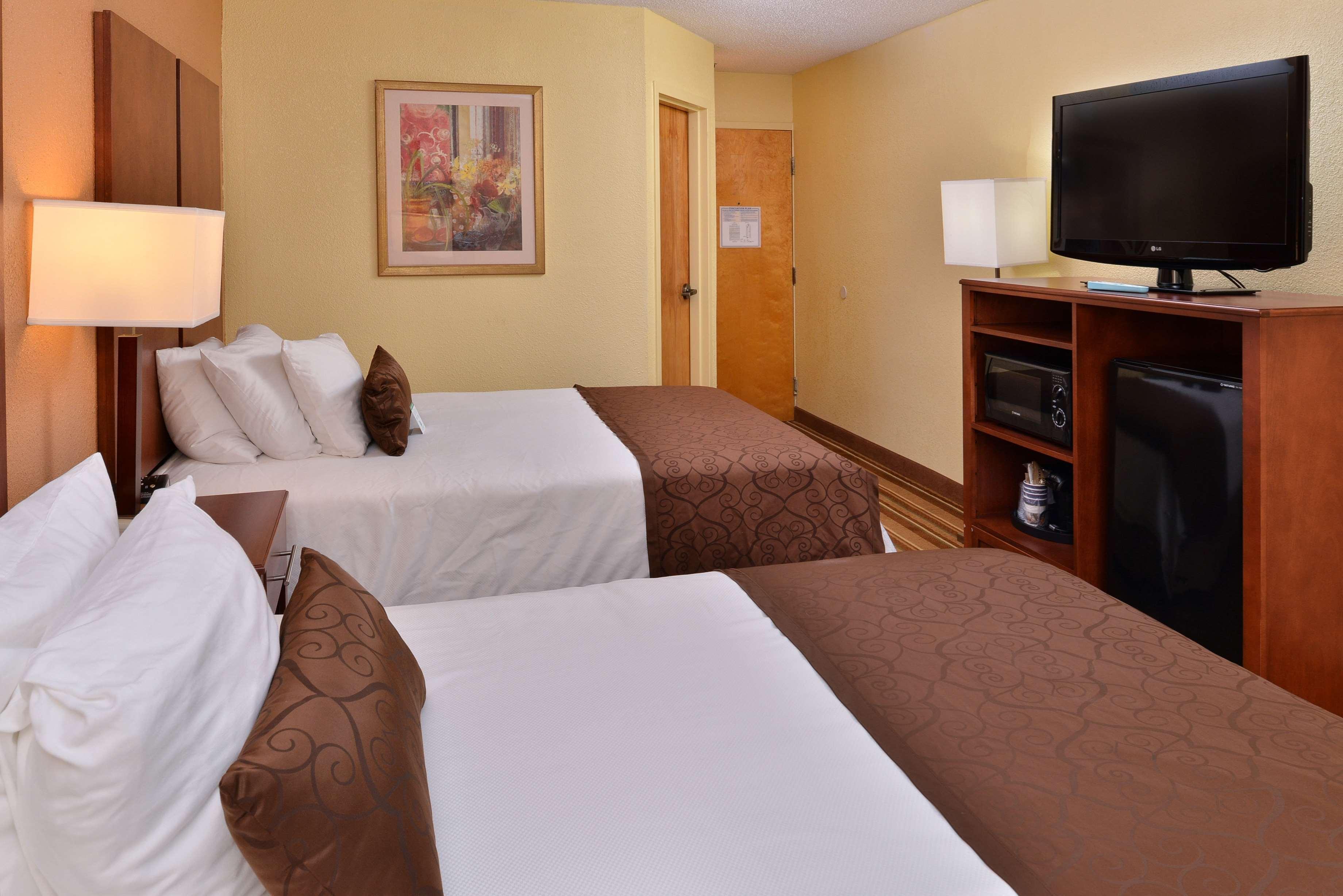 Best Western Plus Richmond Сендстон Екстер'єр фото